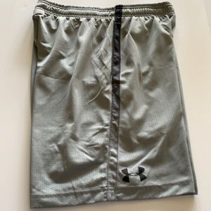 Under Armour Men’s Medium Shorts